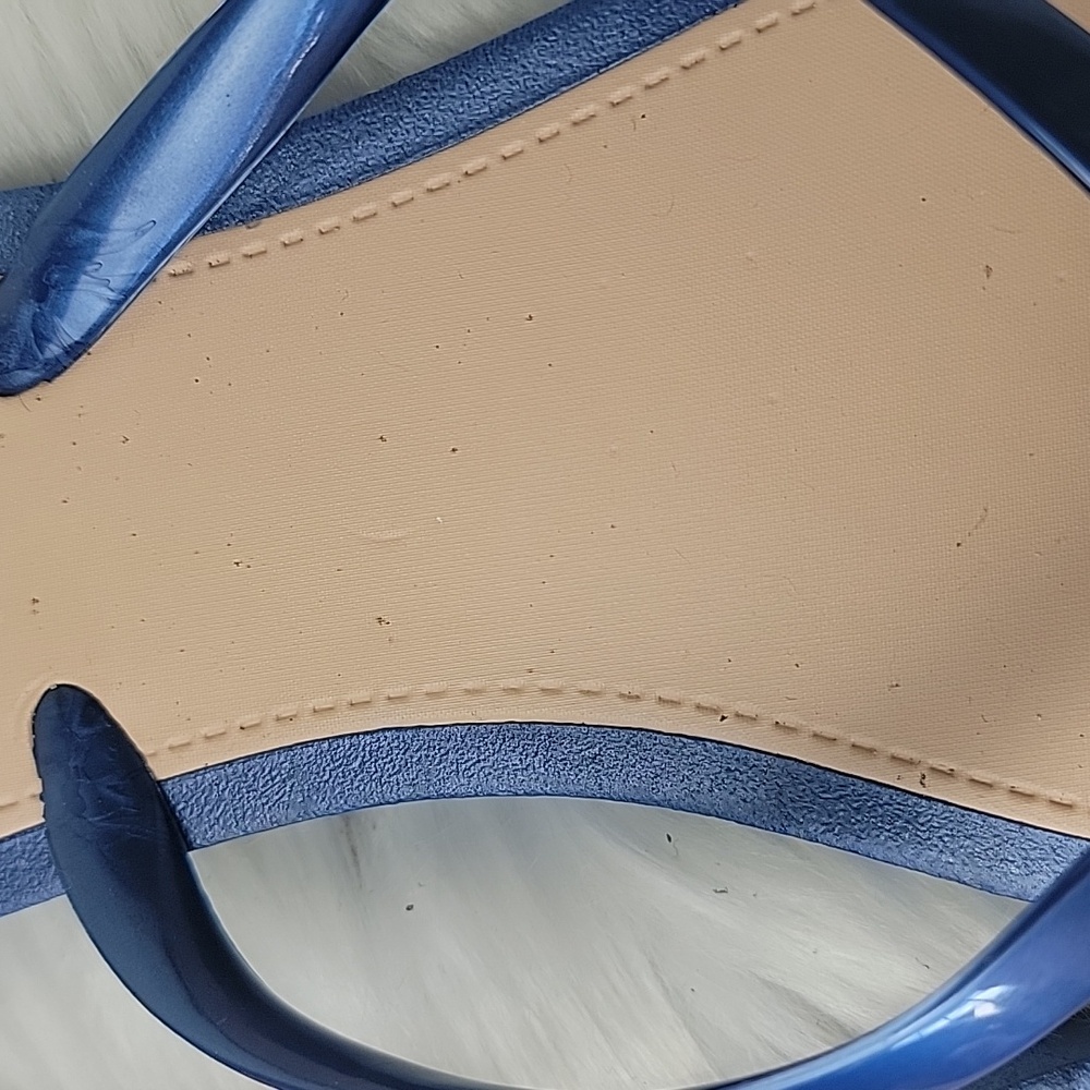 ASHLEY BLUE Blue Tan Gold Rhinestone Starfish Summer Beachy Rubber Thong Sandal - Picture 13 of 13